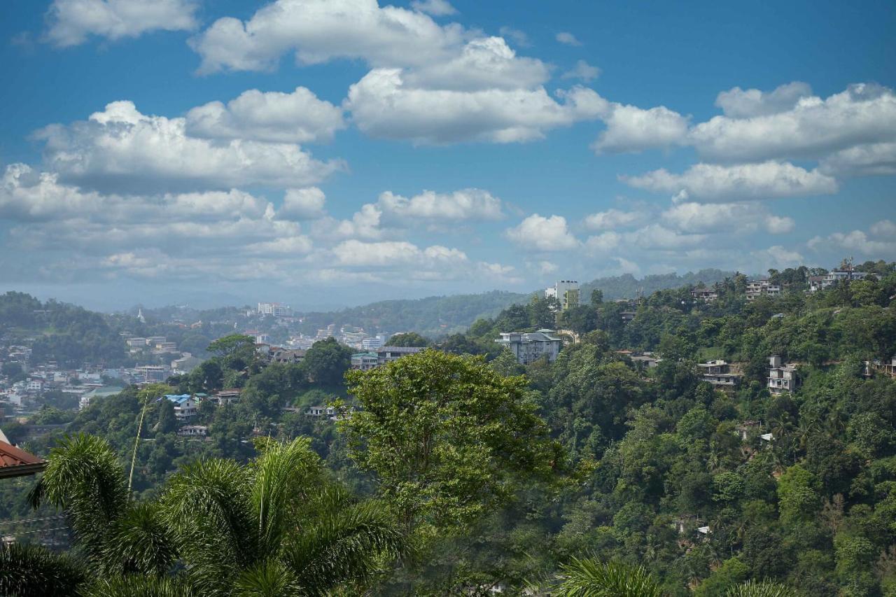 Hanthana Breeze Bungalow Kandy Bagian luar foto
